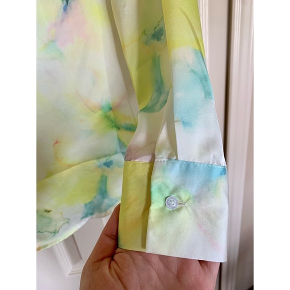 SHEIN Blouse - Picture 6 of 7